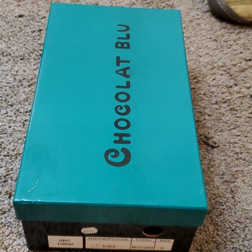 Shoes - Picture 6 of 6